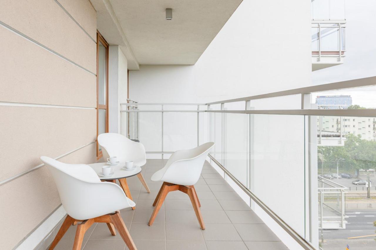 Quiet Apartment Park Edwarda Szymanskiego By Noclegi Renters Варшава Экстерьер фото